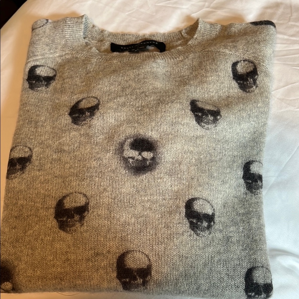 Skull Cashmere Gray and Black Crew Neck Sweater